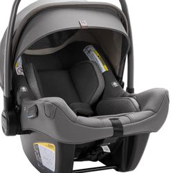 Nuna Pipa Lite Rx Car Seat With REXL base