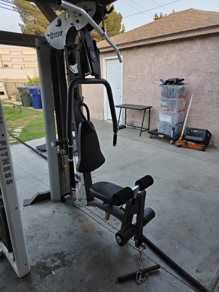 HOIST V4 200 Pounds  Exercise Fitness Workout Home Gym Weight Machine 