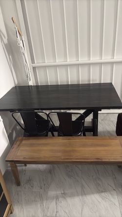 Wood dining table 100$