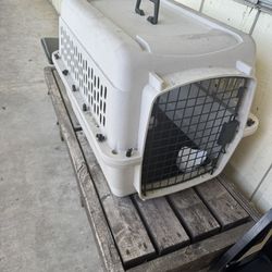 Bargain + Hound  Cat/ Dog Cage