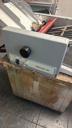 MBM FOLDER 352