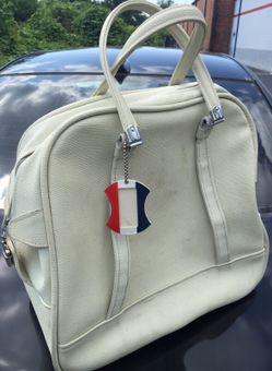 American Tourist large traveling hand bag