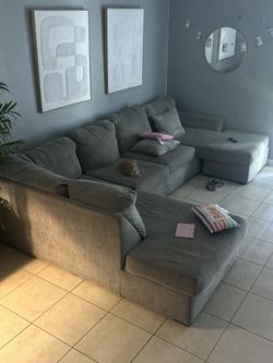 Sectional Couch 