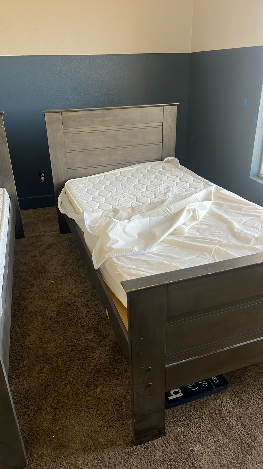 Twin Bed With Mattress