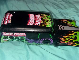 Traxxas Grave Digger RC Truck + Tons of New Parts