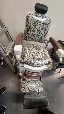 Koken 1930’s barber chair