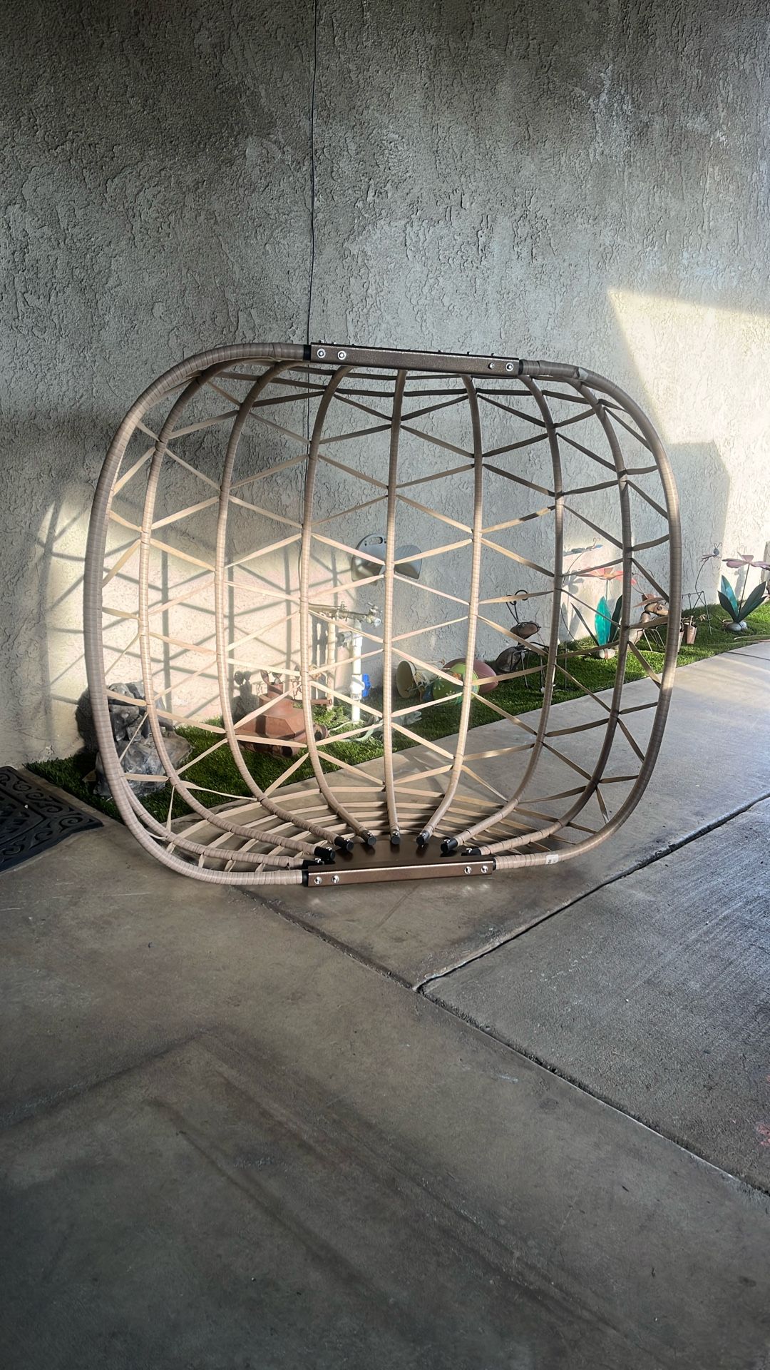 Egg chair