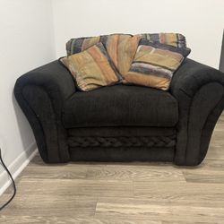 Single Sofa Very Clean And Comes With Pillows.