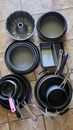 20 pieces of baking and cooking pans - used