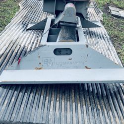 Fifth Wheel Hitch B&W Companion Hitch  Model 3000