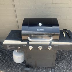 BBQ Charbroil Grill