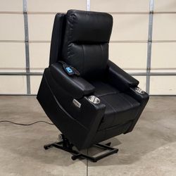 New Black Power Lift Recliner Chair with Massage and Heat (Can Deliver)