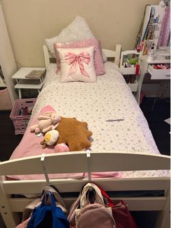 Twin Bed with Matress