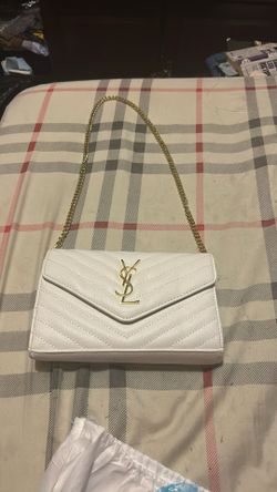 White Desinger Purse ❤️❤️❤️