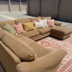Sectional Couch 