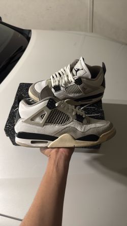 Jordan’s 4s military
