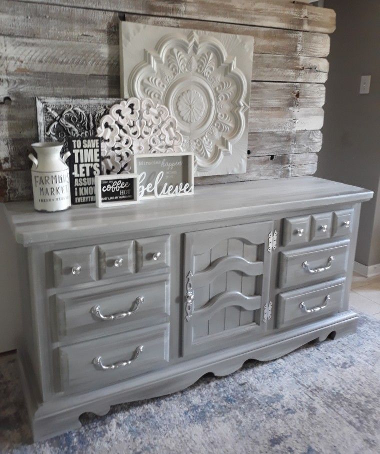 Kincaid All Wood Grey Dresser 