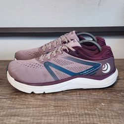 Topo Athletic Magnify 4 Women's Shoes Size 10.5