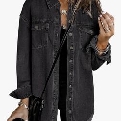 NEW Women's Oversized Jean Jacket Frayed Washed Button Up Size XS New, Open Package