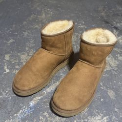 ugg classic mini men size 11