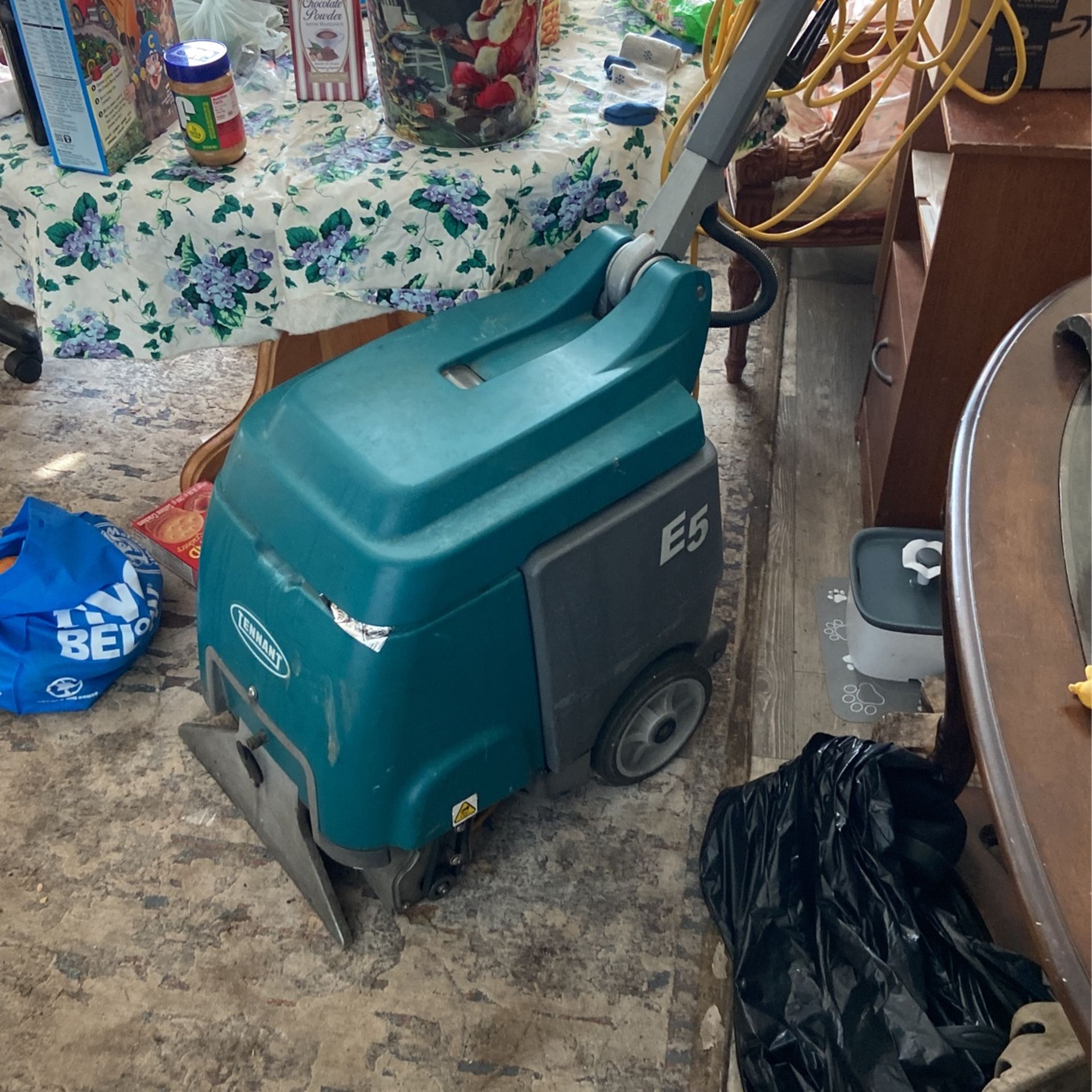 Carpet Extractor Tenant E5