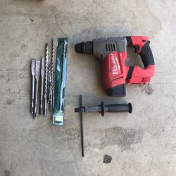 Milwaukee Rotary Hammer