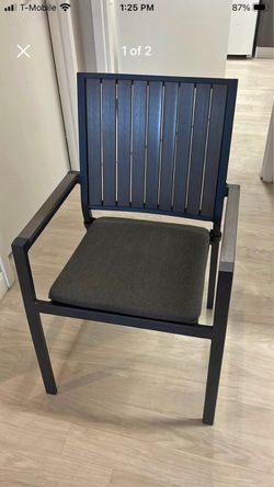 Outdoor Sitting Chairs -5 Total