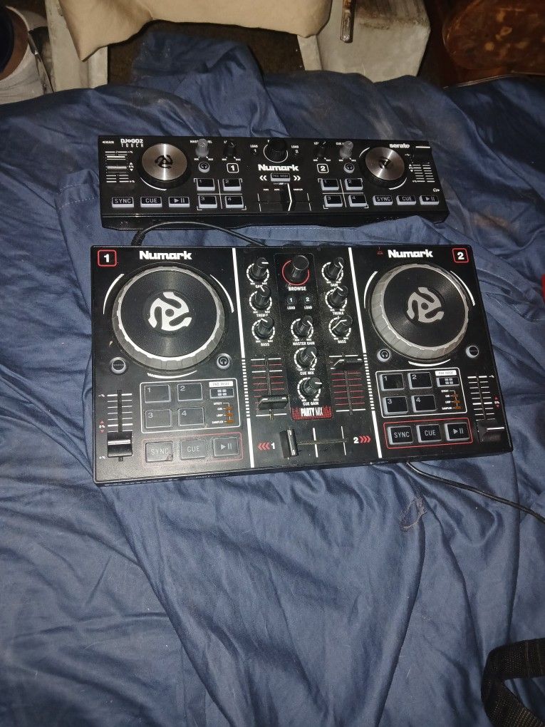 Namark Dj Turn Tables D J 2 Go