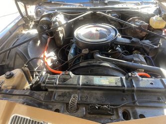 1976 V8 Oldsmobile