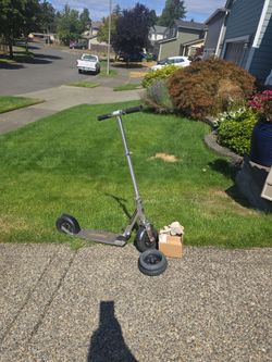 Razor Kick Scooter with Air-Filled Tires