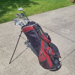Men's Right Handed Golf Set
