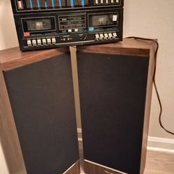Vintage realistic stereo System excellent condition
