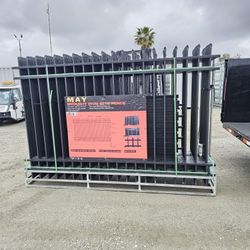 BRAND NEW PACKAGE IRON SITE FENCE
10FT X 6FT POWDER COATER TREATMEN
STRONG CORROSION RESISTANCE 
22PCS FANCE PANELS COLOR BLACK 
TOTAL SIZE 220 FT
IF 