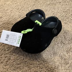 Kids Velvet Crocs Size 10c