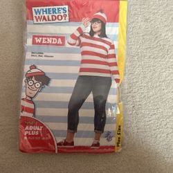 Wenda Plus Size 18-20 costume/Brand New