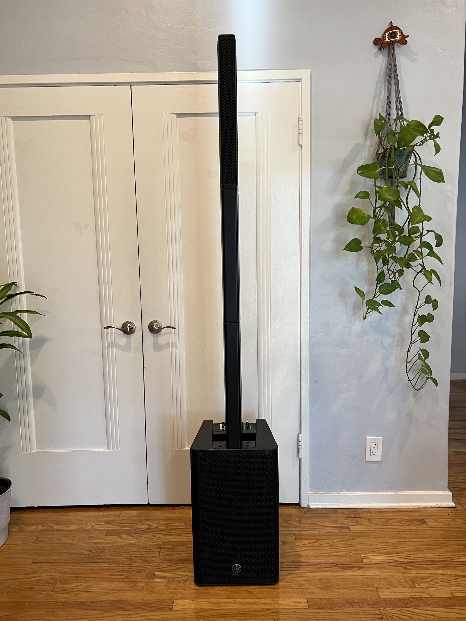 Yamaha STAGEPAS 1K Portable PA System