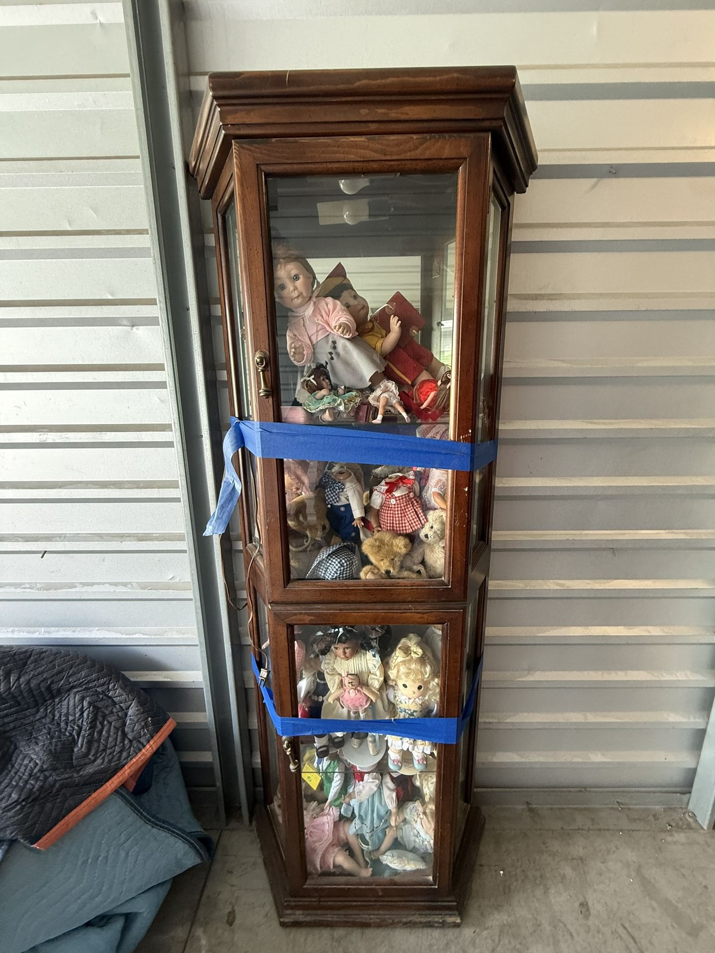 ANTIQUE DOLLS + CASE 