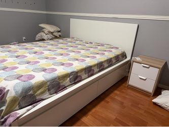 IKEA MALM Queen Bed with 4 Drawers
