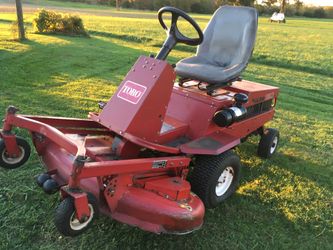44 TORO PROLINE 120 PRO MOWER for Sale in Sycamore IL OfferUp