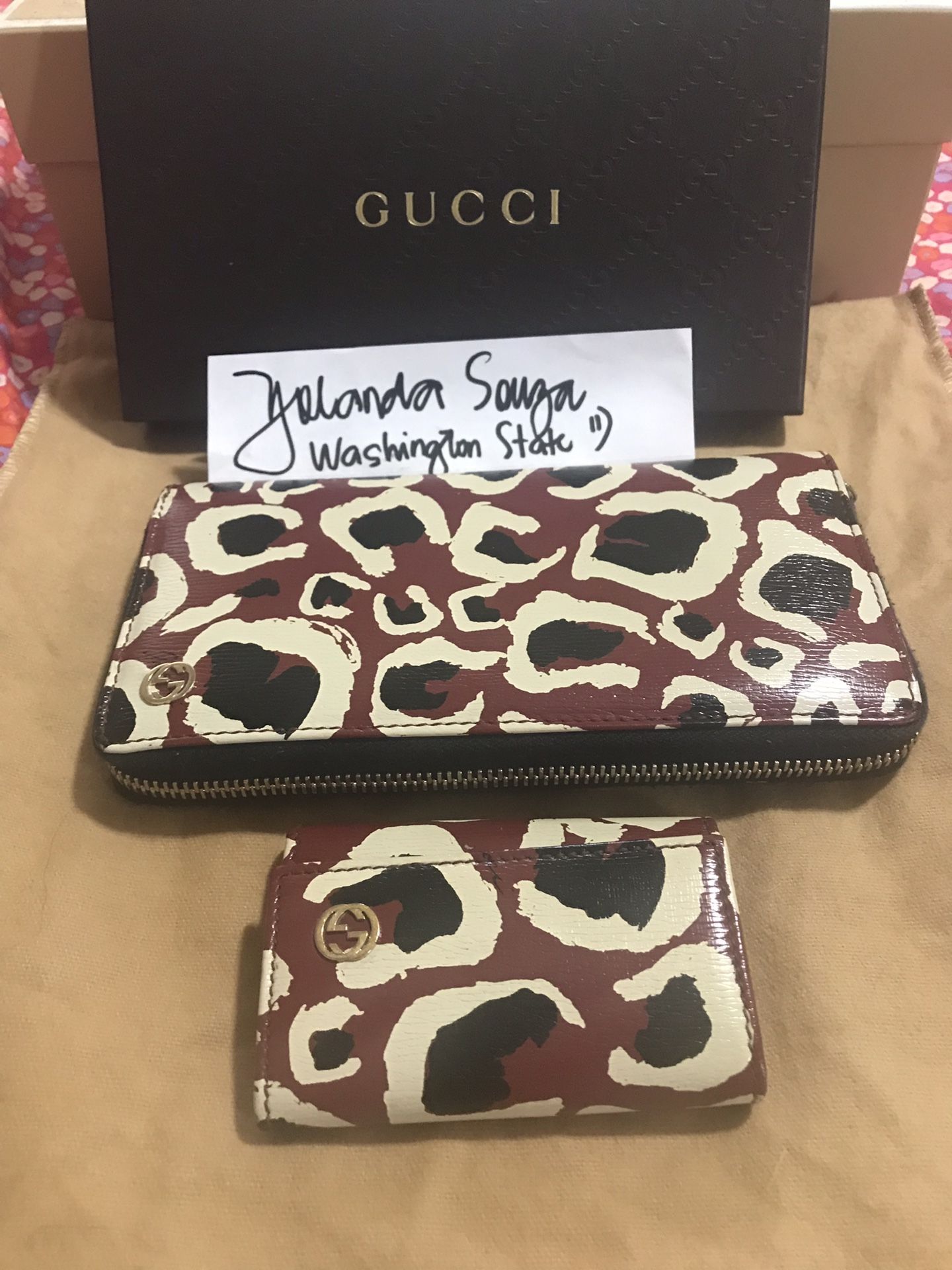 Authentic Gucci Wallet and key holder