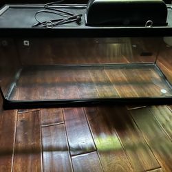 ZooMed Reptile Tank 20 Gallon