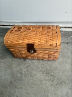 Picnic basket