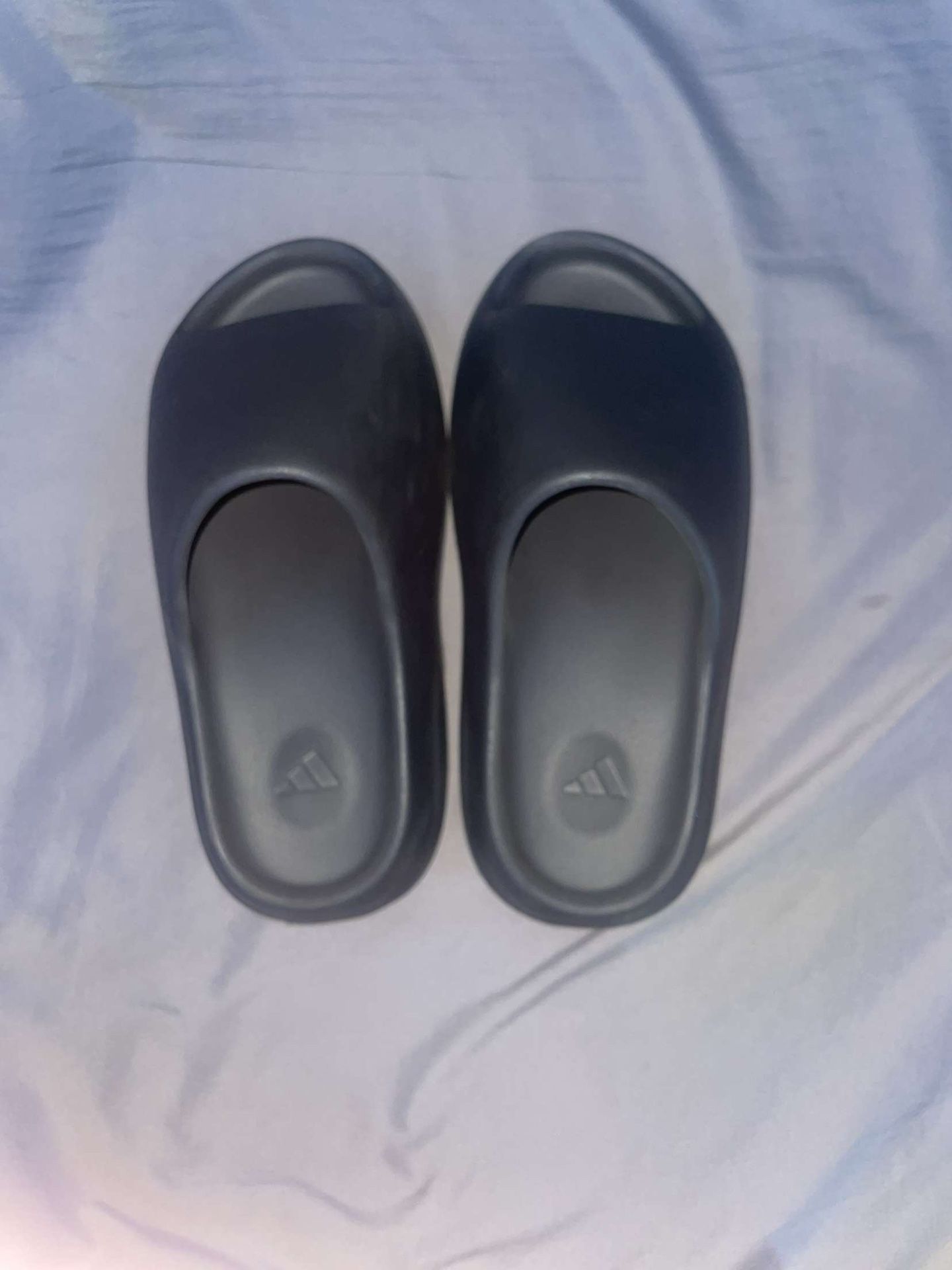 Black Yeezy Slides Size