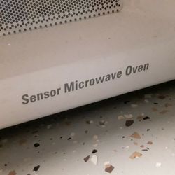 Like New Sensor Microwave Oven In Spring Hill