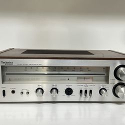 Vintage 1970's Technics SA-200 ~ AM/FM Stereo Receiver ~ Partially Work
