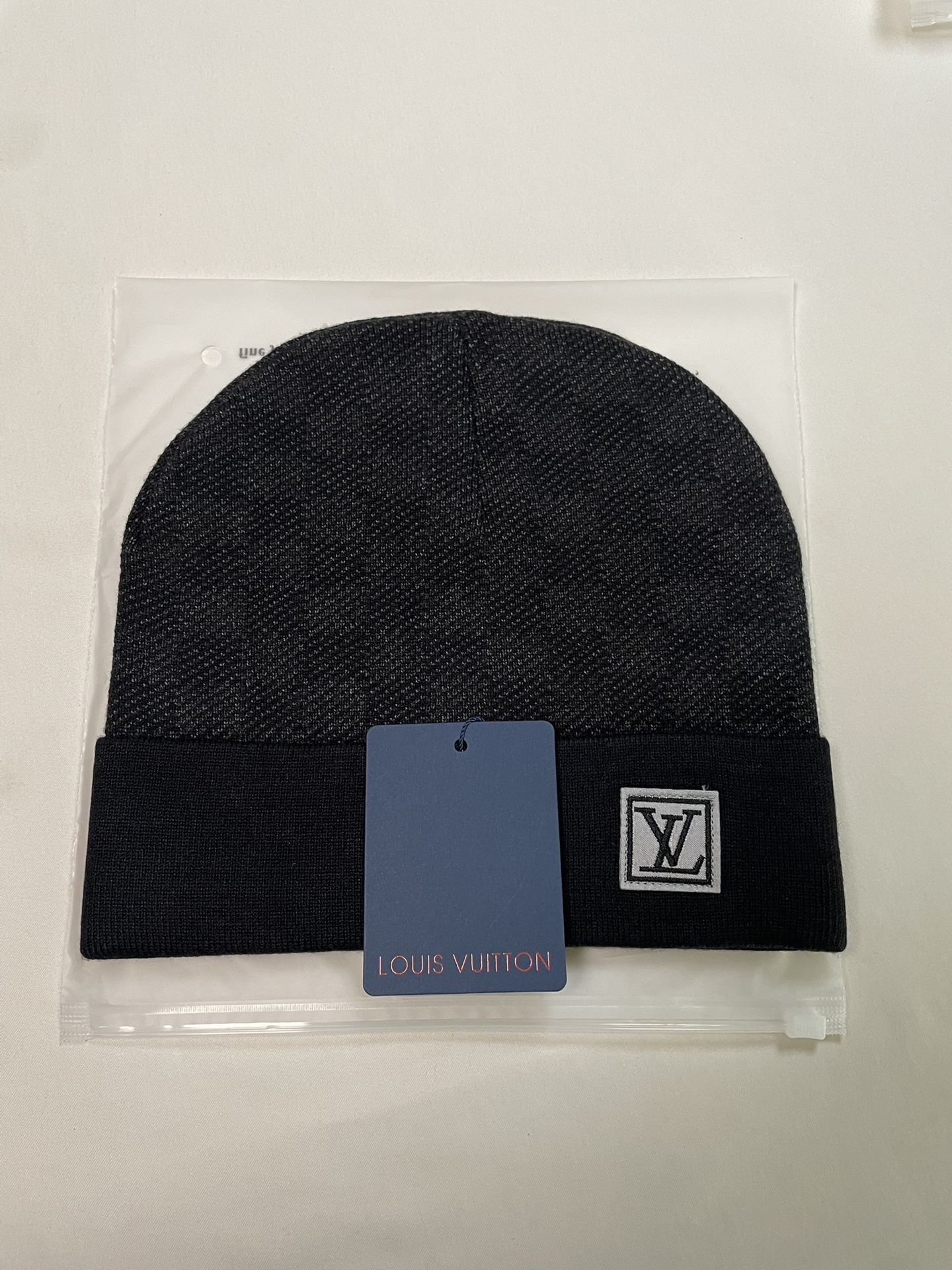 Louis Vuitton Beanie In Black