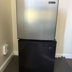 Chest Sized Refrigerator & Freezer