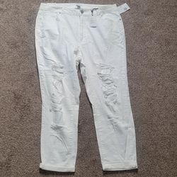New With Tags Womens Size 16 Forever 21+ White Pants "Boyfriend" Mid Rise, Slim Leg, Relaxed Fit