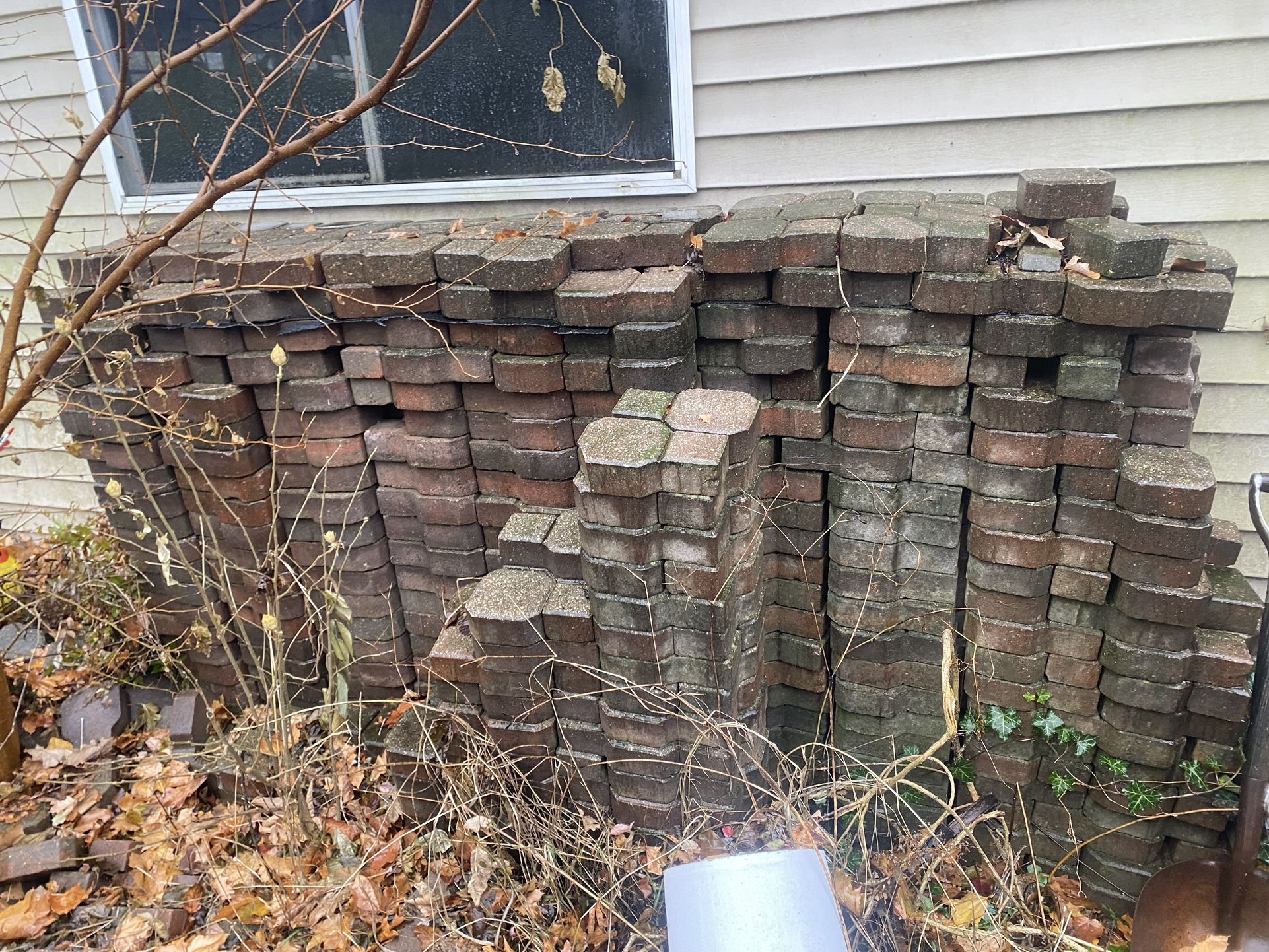 Bricks & Pavers .75 Cent Each
