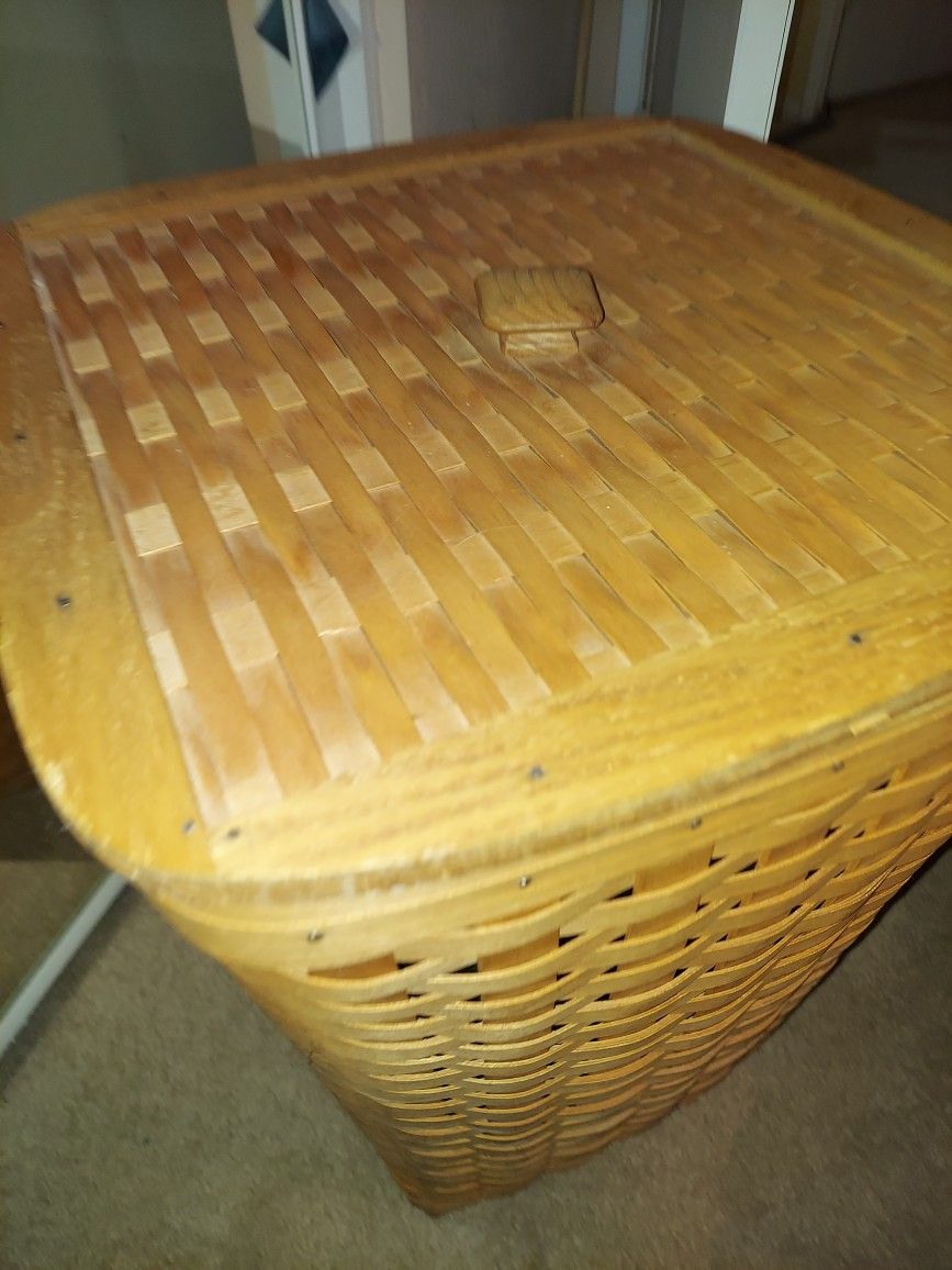 Longaberger Laundry Basket for Sale in Palmdale, CA OfferUp